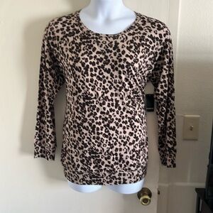 $10 Moving Sale!!! Torrid Raglan Sweatshirt Tee